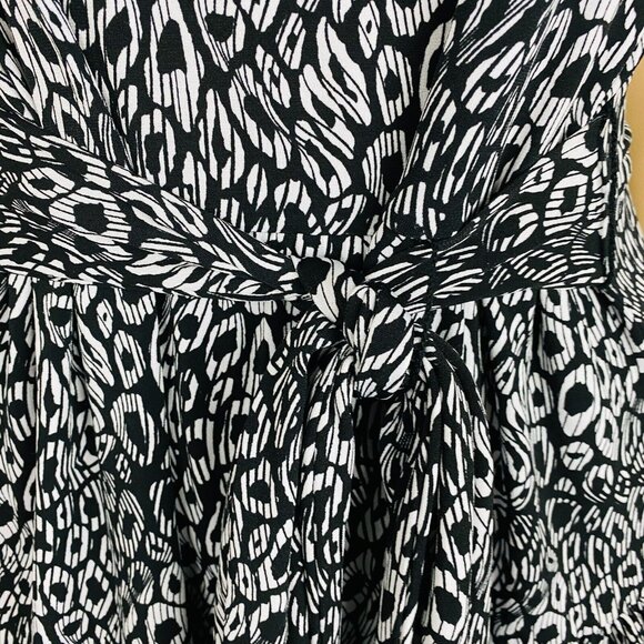 Michael Kors Funky Artsy Leopard Print Women's S Ruffle Cap Sleeve Belted Dress - Picture 2 of 5